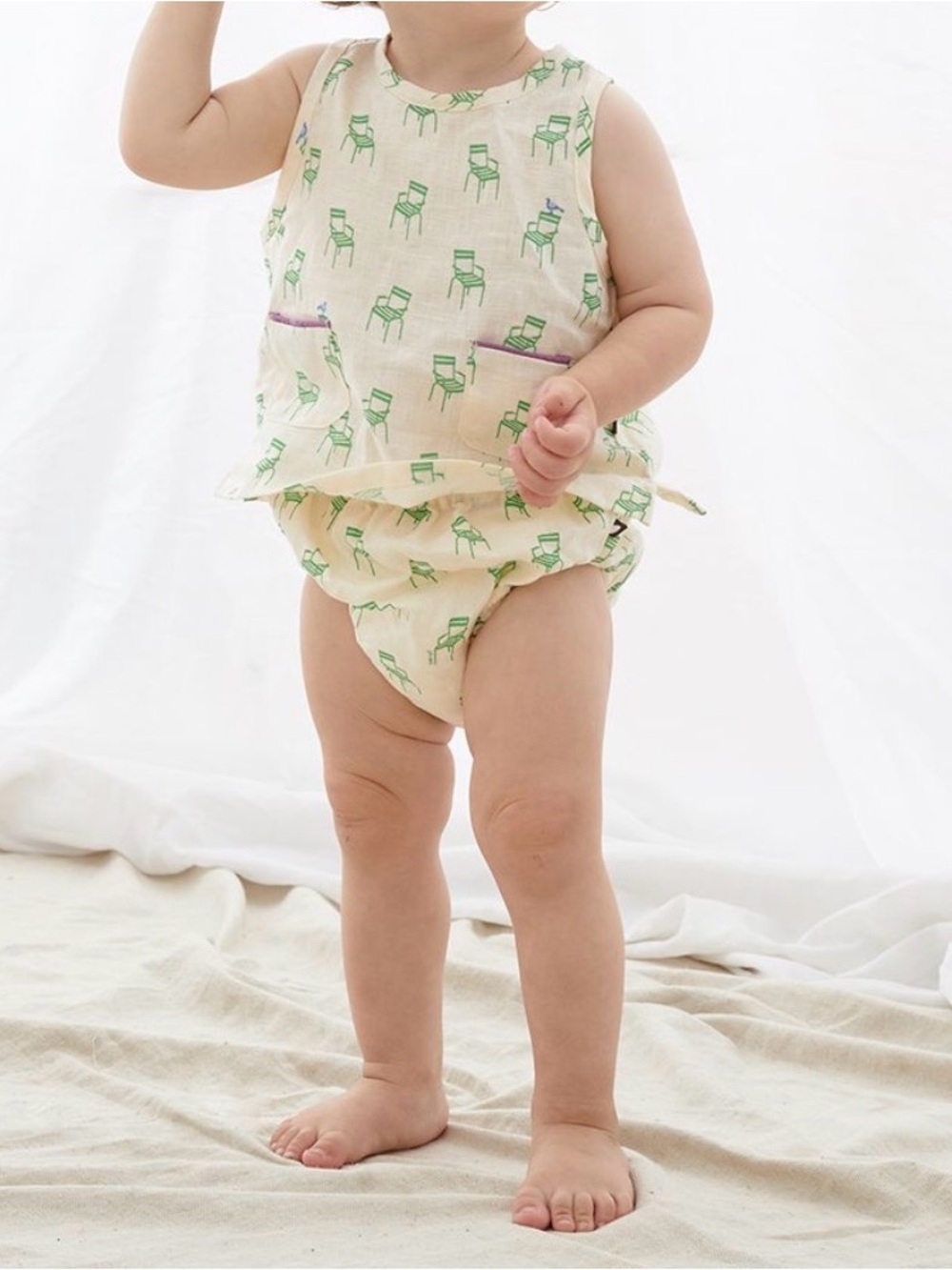 Oeuf Chair Baby Linen Cream Top Size 4-5Y Spring Summer